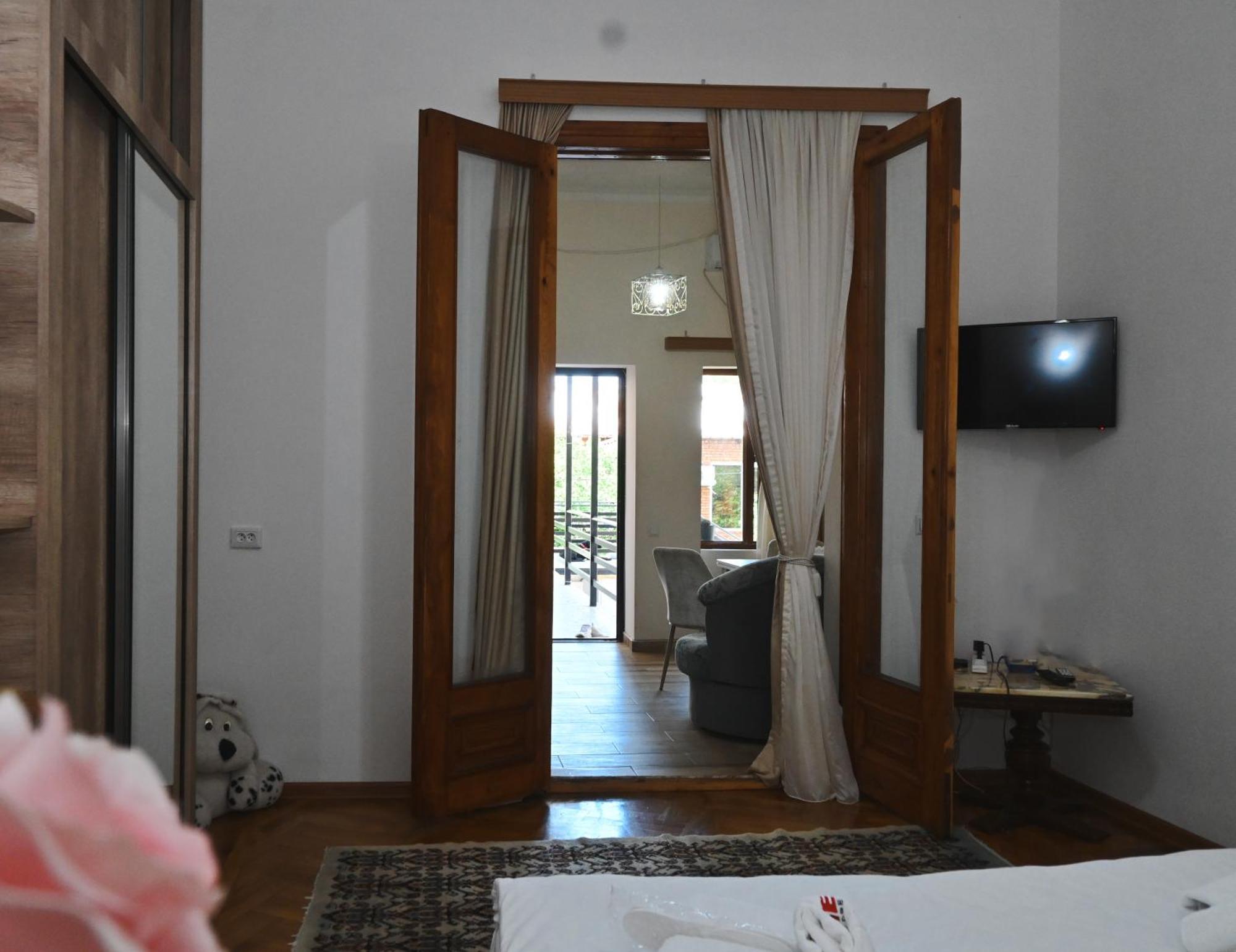 Jerusalem Merkaz Hotel 库塔伊西 外观 照片