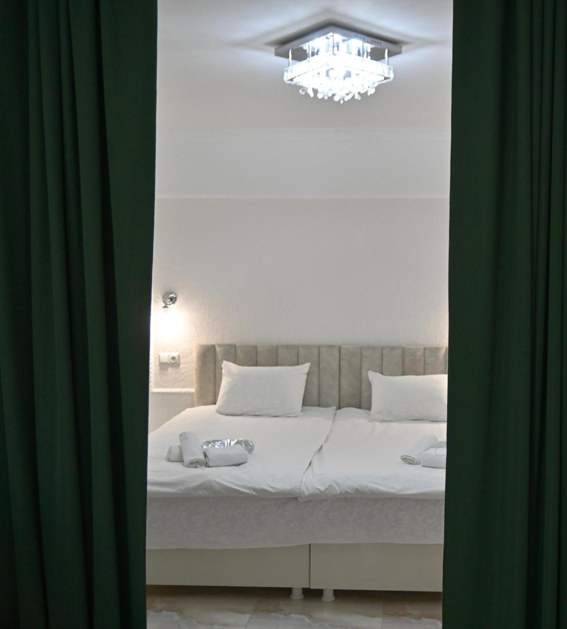 Jerusalem Merkaz Hotel 库塔伊西 外观 照片